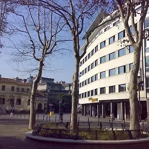foglaljon itt